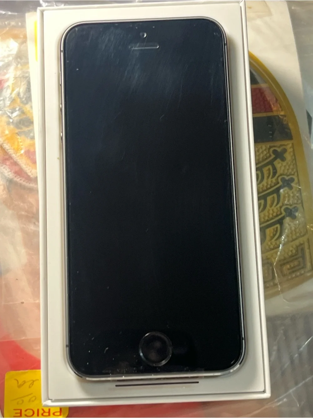 Apple iPhone SE Black with Original White Box